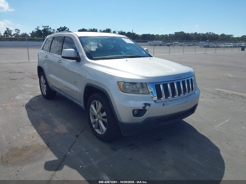 JEEP GRAND CHEROKEE LAREDO