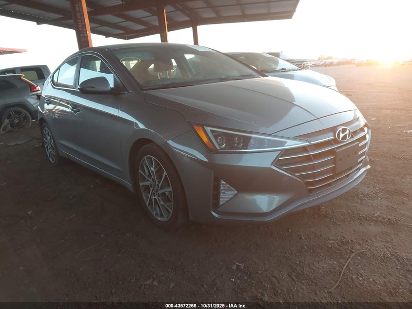 HYUNDAI ELANTRA LIMITED