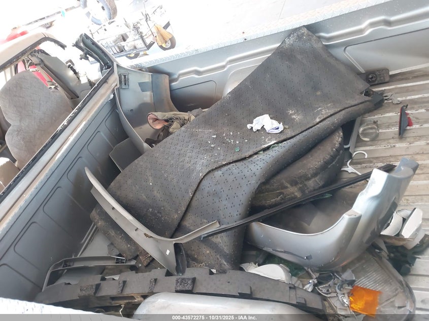 2000 GMC Sonoma Sls VIN: 1GTCS19W2Y8147938 Lot: 43572275