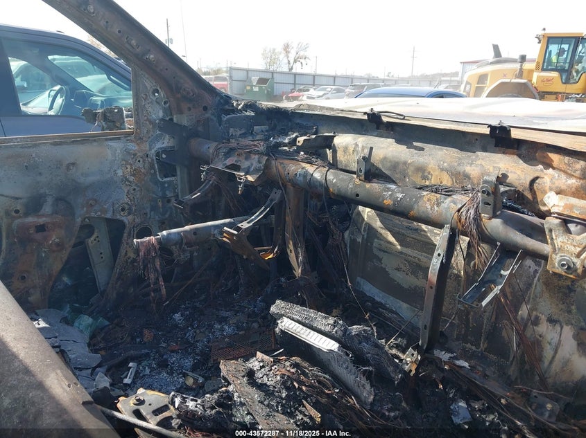 2020 GMC Sierra 3500Hd 4Wd Long Bed Denali VIN: 1GT49WEY8LF260172 Lot: 43572287