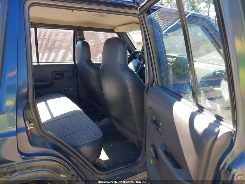 2000 Jeep Cherokee Se VIN: 1J4FF28S7YL205183 Lot: 43572296