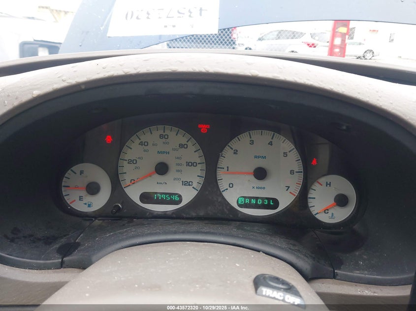 2003 Dodge Grand Caravan Es VIN: 2D4GP54L73R356664 Lot: 43572320