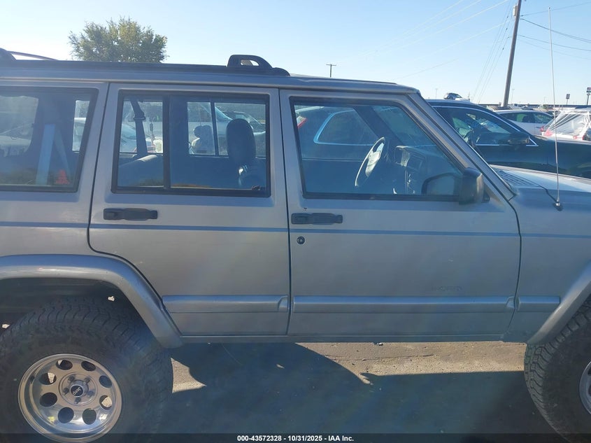 2001 Jeep Cherokee Limited/Sport VIN: 1J4FF58SX1L558699 Lot: 43572328