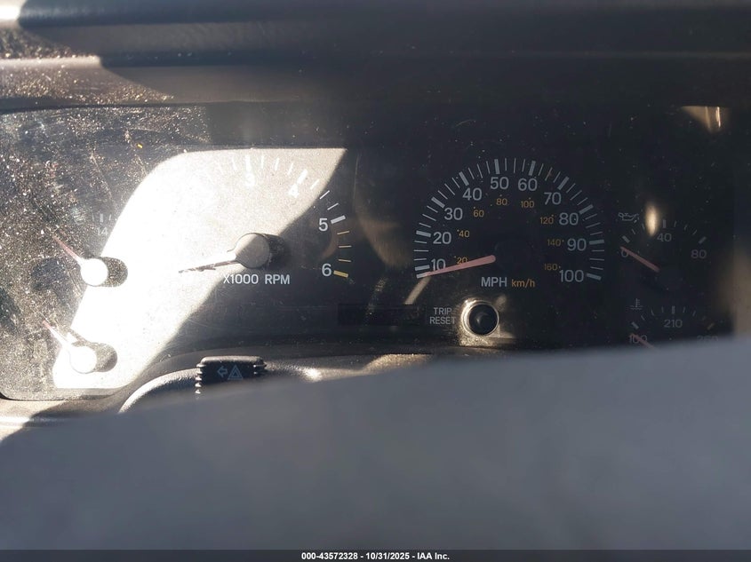 2001 Jeep Cherokee Limited/Sport VIN: 1J4FF58SX1L558699 Lot: 43572328