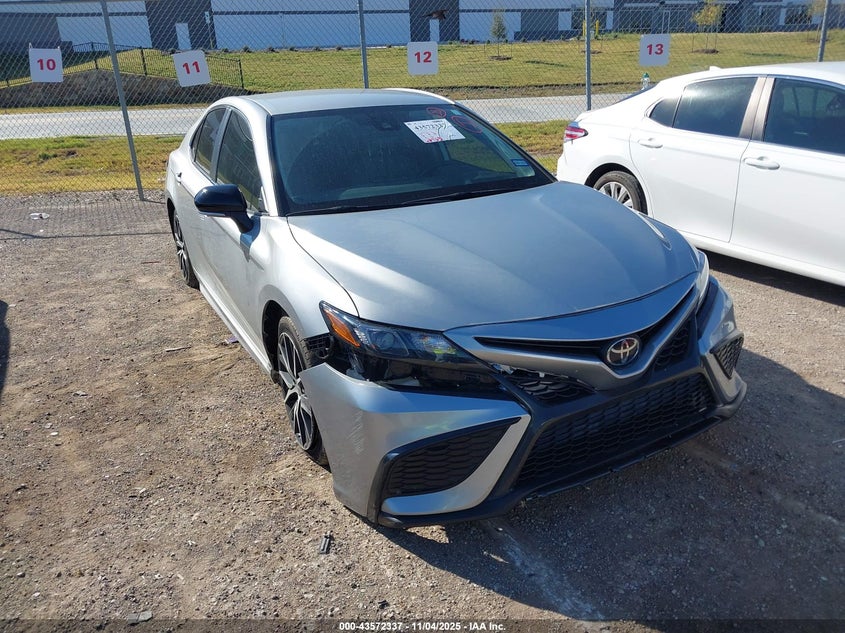 2022 TOYOTA CAMRY SE - 4T1G11AK6NU045618