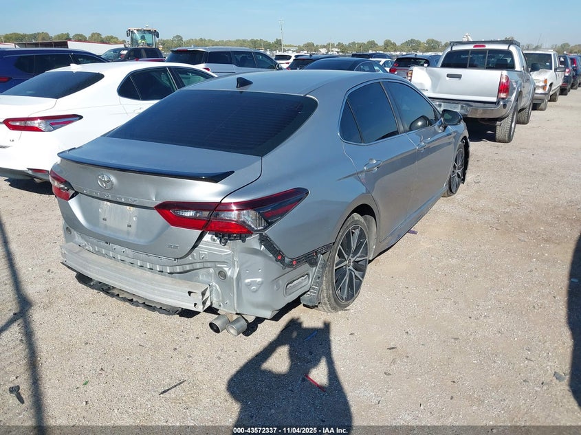 2022 TOYOTA CAMRY SE - 4T1G11AK6NU045618