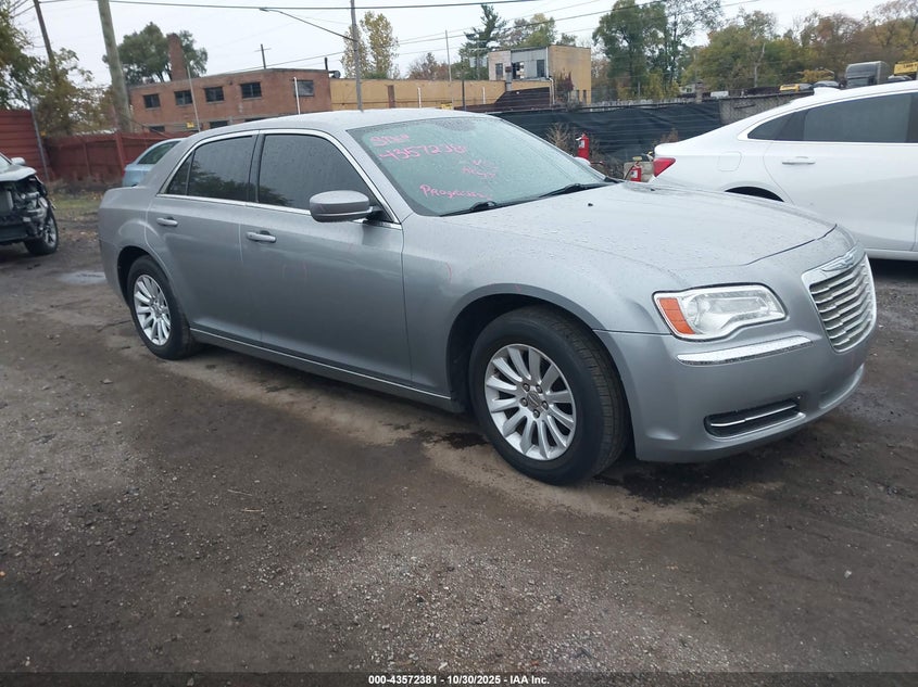 CHRYSLER 300