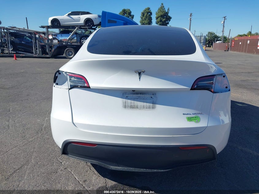 2023 Tesla Model Y Awd/Long Range Dual Motor All-Wheel Drive VIN: 7SAYGDEE6PA120052 Lot: 43572416