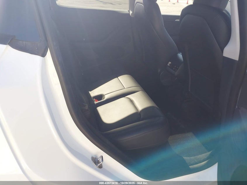 2023 Tesla Model Y Awd/Long Range Dual Motor All-Wheel Drive VIN: 7SAYGDEE6PA120052 Lot: 43572416