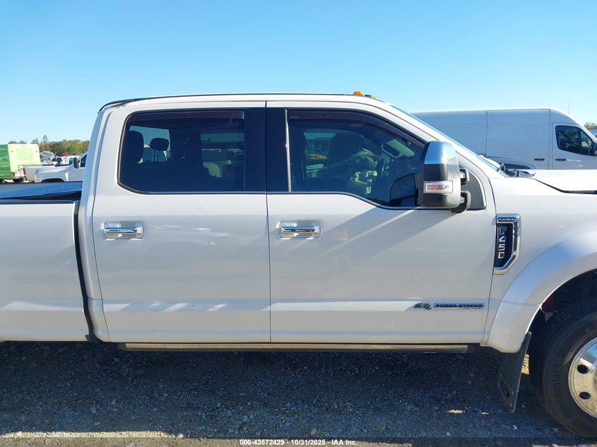 2017 Ford F-450 Platinum VIN: 1FT8W4DT6HEF06220 Lot: 43572429