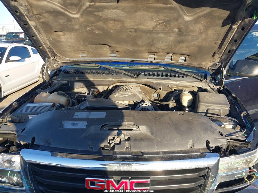 2005 GMC Sierra 1500 Slt VIN: 2GTEC13T751147677 Lot: 43572443