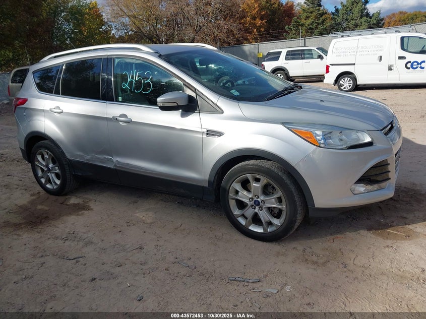 FORD ESCAPE TITANIUM