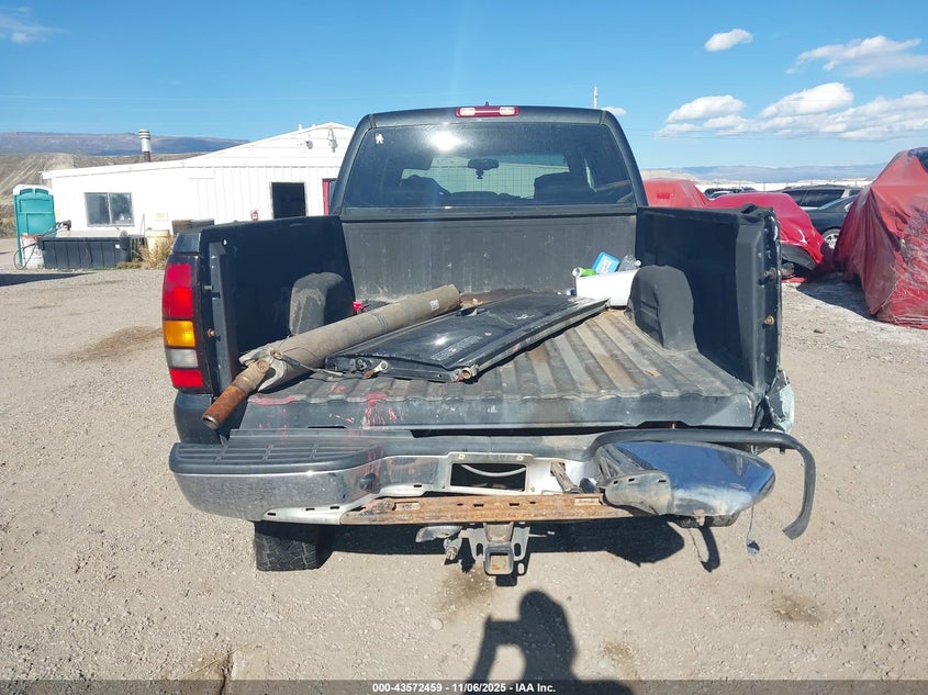 2005 GMC Sierra 2500Hd Slt VIN: 1GTHK23285F807473 Lot: 43572459