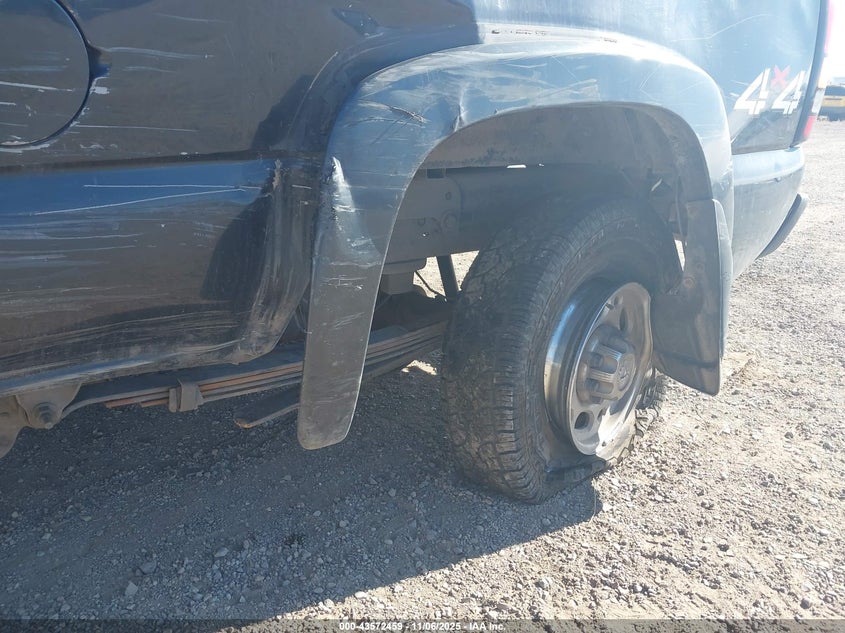 2005 GMC Sierra 2500Hd Slt VIN: 1GTHK23285F807473 Lot: 43572459