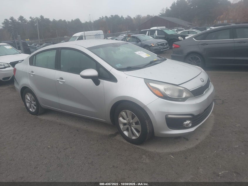 KIA RIO EX