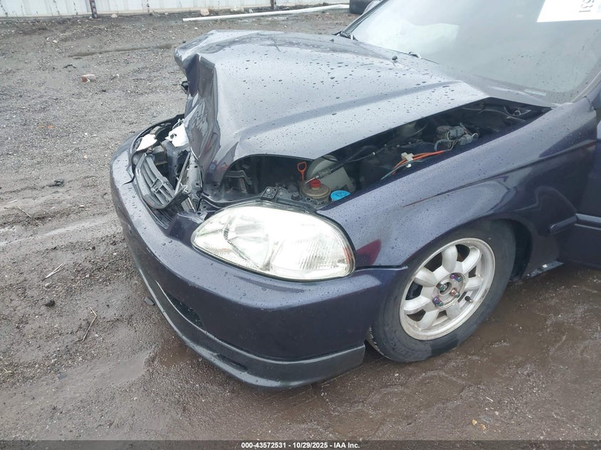 1998 Honda Civic Dx VIN: 2HGEJ6435WH001144 Lot: 43572531