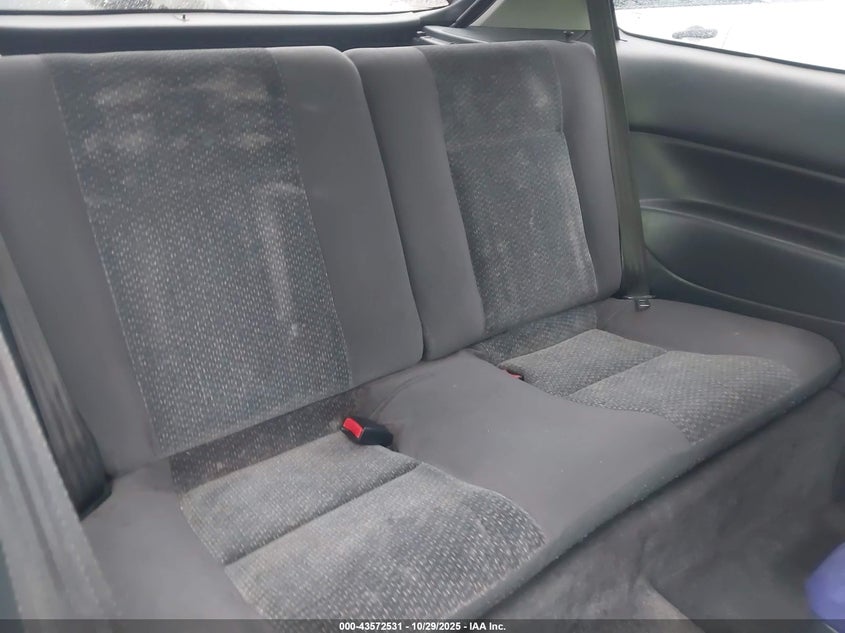 1998 Honda Civic Dx VIN: 2HGEJ6435WH001144 Lot: 43572531