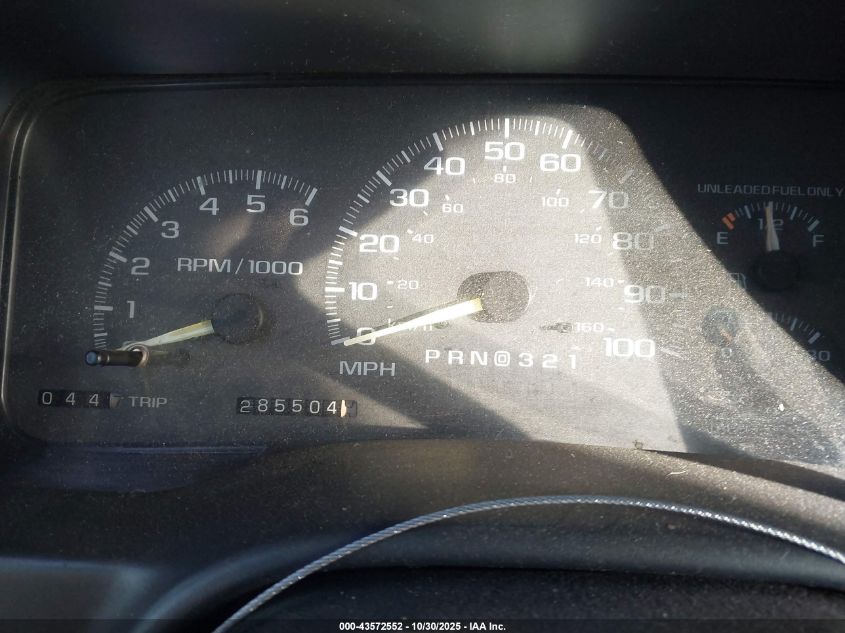 1997 Chevrolet Suburban 1500 VIN: 3GNFK16R1VG135563 Lot: 43572552