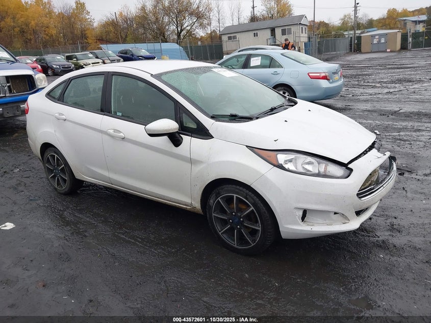 FORD FIESTA SE