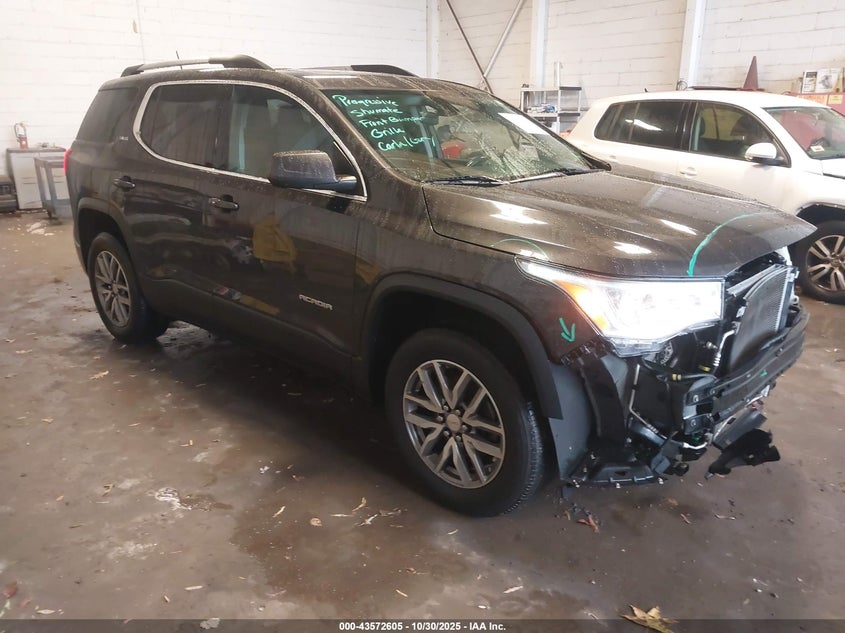 GMC ACADIA SLE-2
