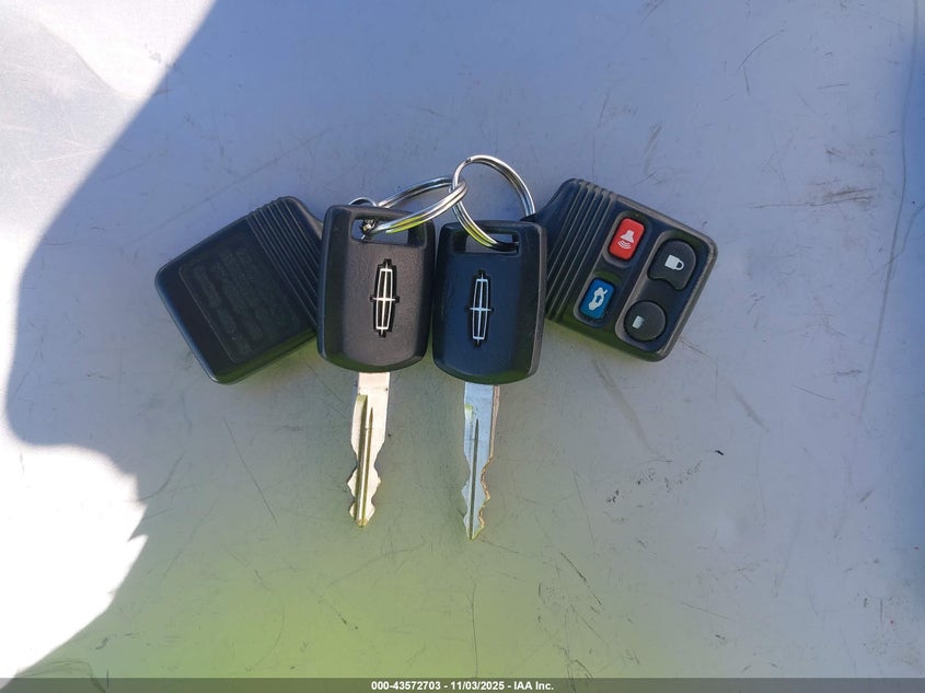 2003 Lincoln Ls V6 VIN: 1LNHM86S53Y682258 Lot: 43572703