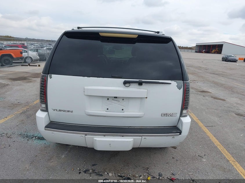 2007 GMC Yukon Denali VIN: 1GKFK63807J294369 Lot: 43572710