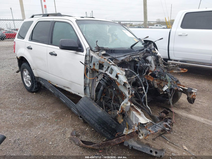 FORD ESCAPE XLT AUTOMATIC