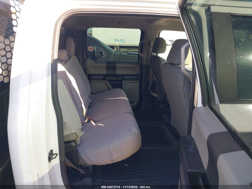 2017 Ford F-450 Chassis Xl VIN: 1FD0W4HT8HEF17254 Lot: 43572733