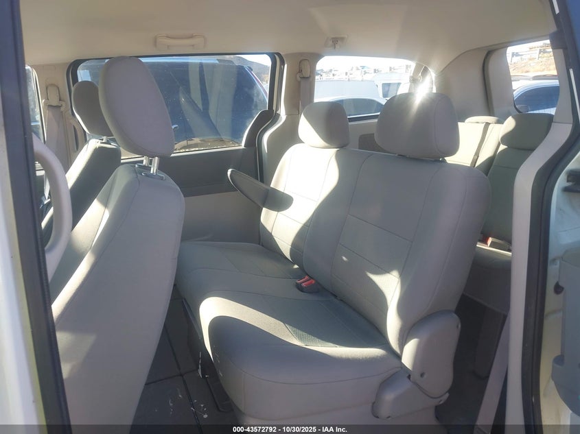 2008 Dodge Grand Caravan Se VIN: 2D8HN44H38R147623 Lot: 43572792