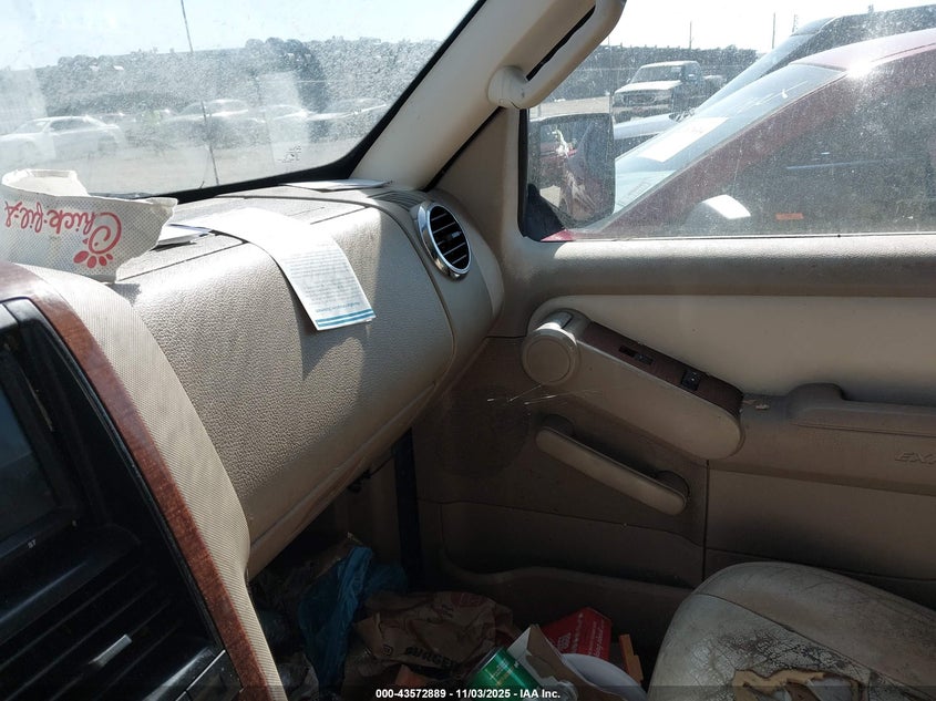 2007 Ford Explorer Eddie Bauer VIN: 1FMEU64E27UA84307 Lot: 43572889