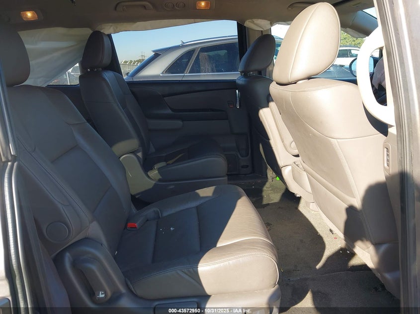 5FNRL5H6XGB022670 2016 HONDA ODYSSEY photo no. 8