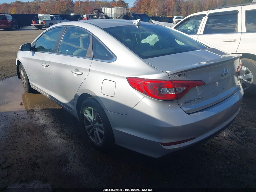 2016 HYUNDAI SONATA auction photo 3
