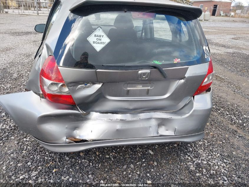 2008 Honda Fit Sport VIN: JHMGD38638S055876 Lot: 43573089