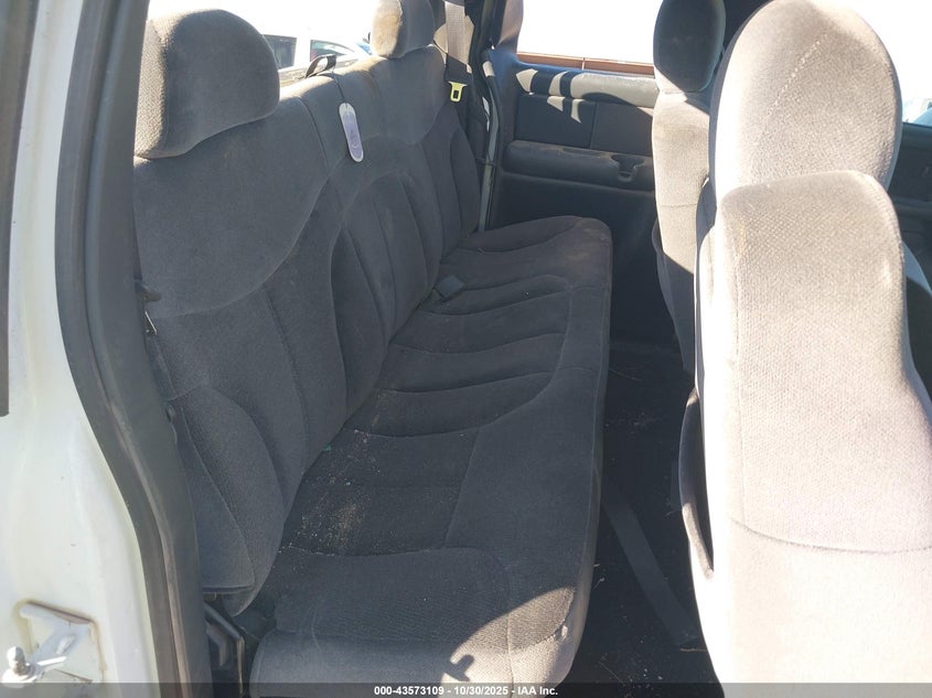 2002 GMC Sierra 2500Hd Sle VIN: 1GTHK29G02E290657 Lot: 43573109