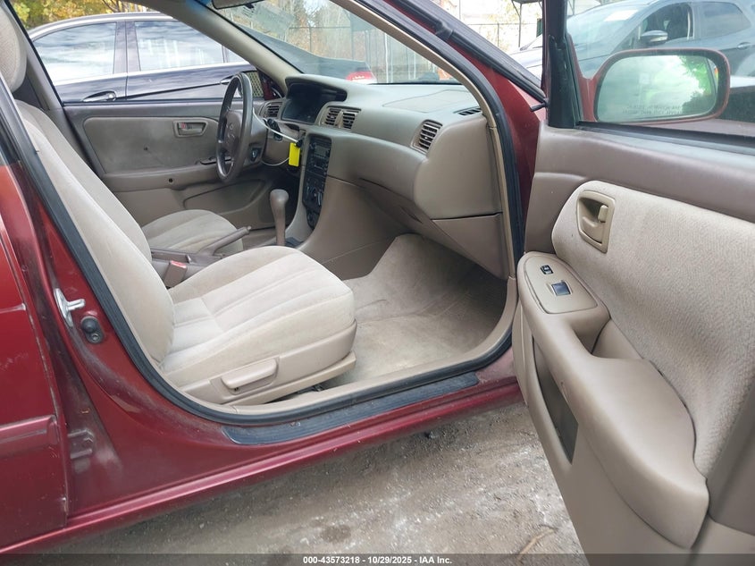 4T1BG22K81U821500 2001 TOYOTA CAMRY photo no. 5