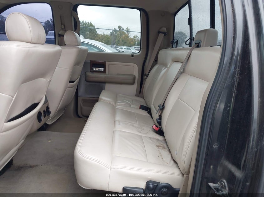 2004 Ford F-150 Lariat/Xlt VIN: 1FTPW12524KB13728 Lot: 43573239