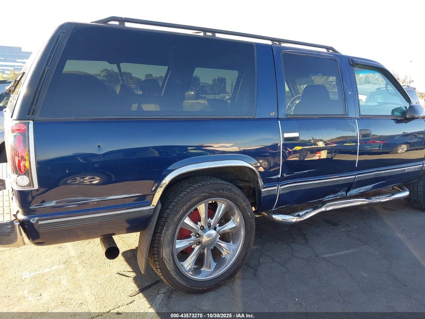 1995 Chevrolet Suburban C2500 VIN: 1GNGC26N5SJ440921 Lot: 43573270