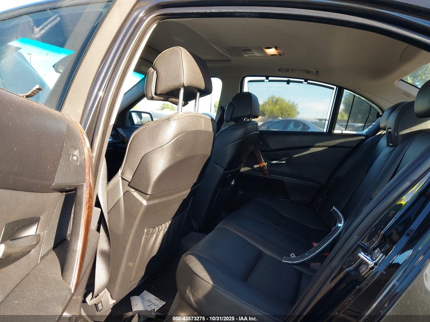 2007 BMW 530I VIN: WBANE73557CM55066 Lot: 43573275