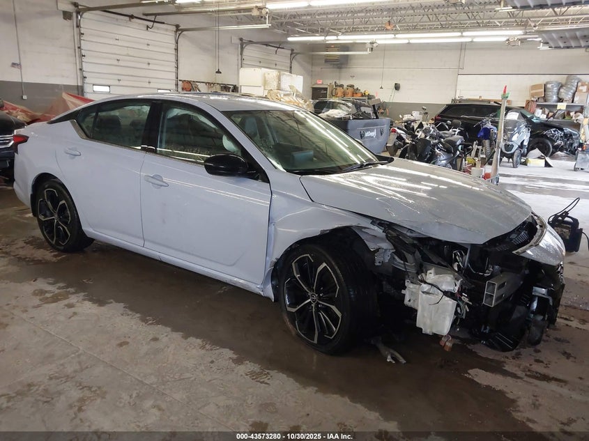 NISSAN ALTIMA SR INTELLIGENT AWD