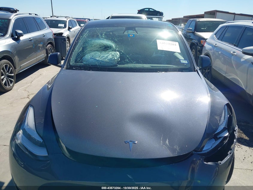 2023 Tesla Model Y Awd/Long Range Dual Motor All-Wheel Drive VIN: 7SAYGDEE9PA120577 Lot: 43573284