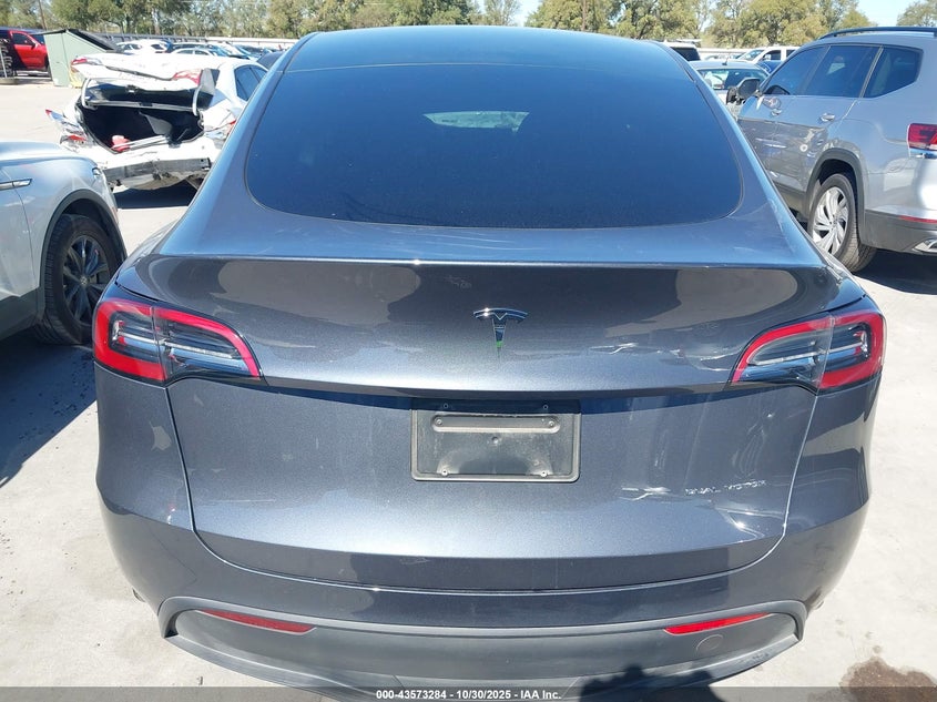 2023 Tesla Model Y Awd/Long Range Dual Motor All-Wheel Drive VIN: 7SAYGDEE9PA120577 Lot: 43573284