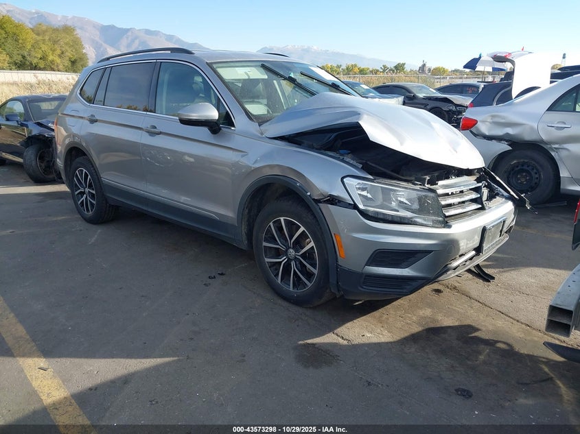 VOLKSWAGEN TIGUAN 2.0T SE/2.0T SE R-LINE BLACK/2.0T SEL