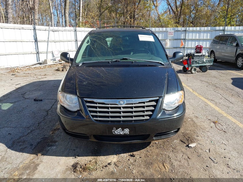 2006 Chrysler Town & Country Touring VIN: 2A4GP54LX6R775541 Lot: 43573316