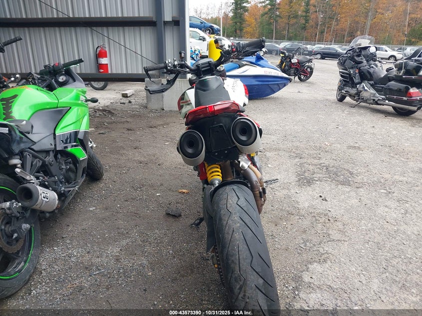 2020 Ducati Hypermotard 950/950 Sp VIN: ZDMBAJDT3LB005187 Lot: 43573390