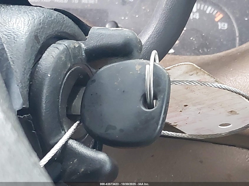 1998 GMC Sonoma Sls VIN: 1GTCS19W6W8506737 Lot: 43573423