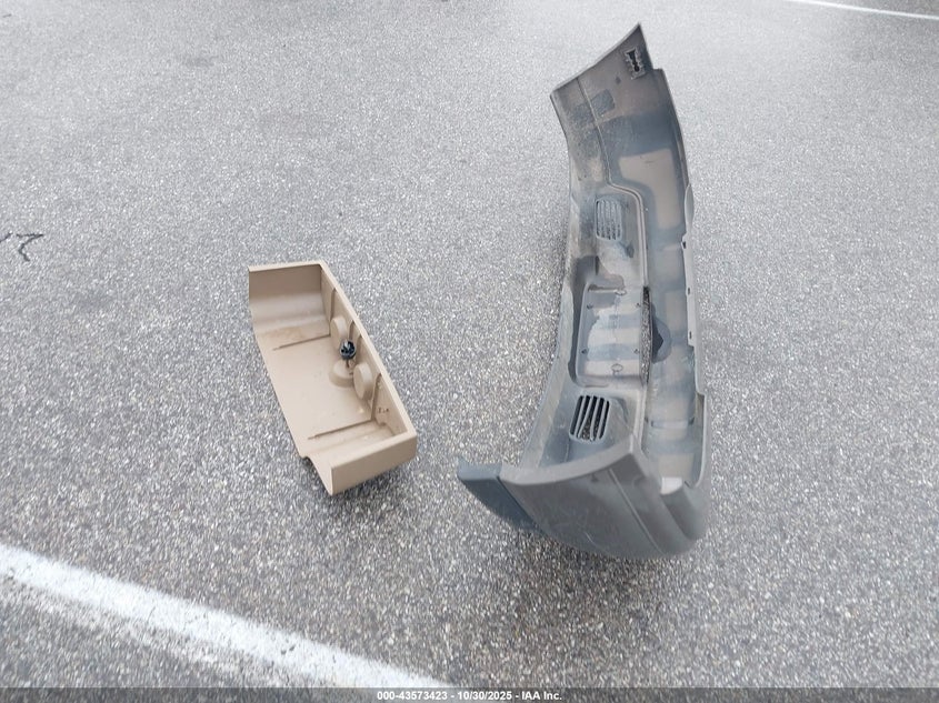 1998 GMC Sonoma Sls VIN: 1GTCS19W6W8506737 Lot: 43573423