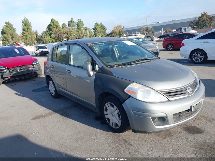 NISSAN VERSA 1.8S