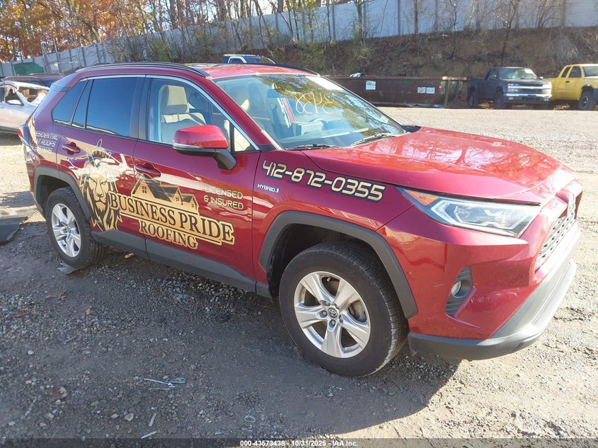 TOYOTA RAV4 HYBRID XLE