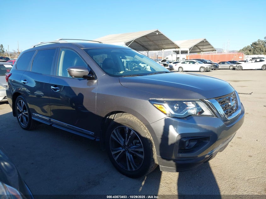 NISSAN PATHFINDER PLATINUM