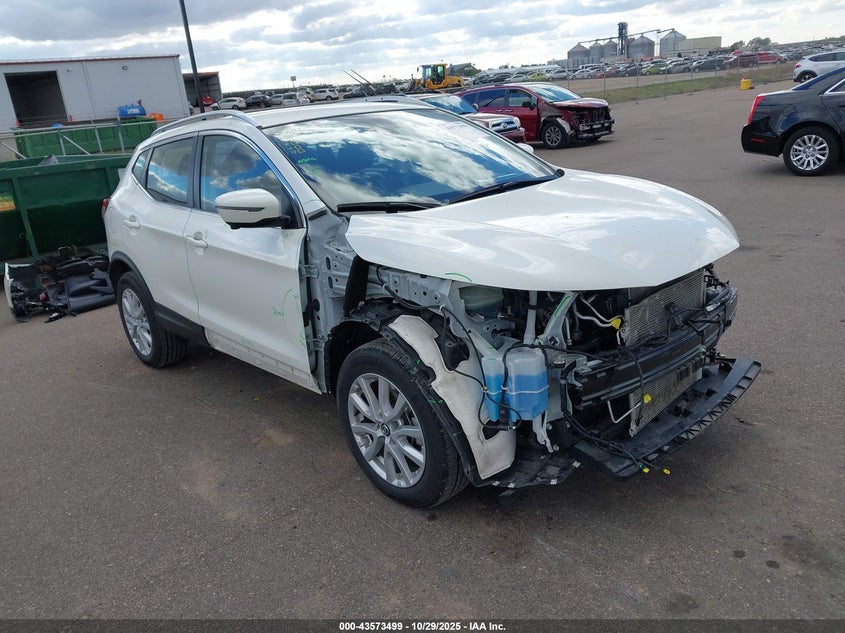 NISSAN ROGUE SPORT SV AWD XTRONIC CVT